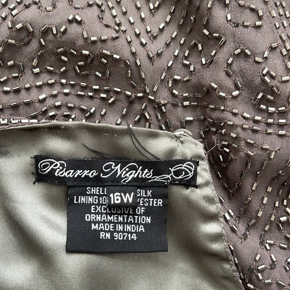 Hand Beaded 100% Silk Dress. - Picture 6 of 13